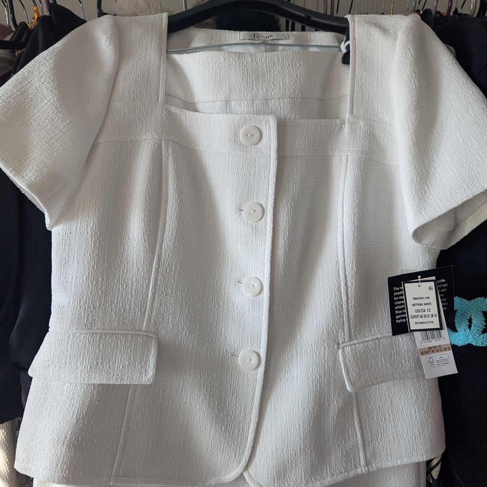 Le Suit White Textured Blazer